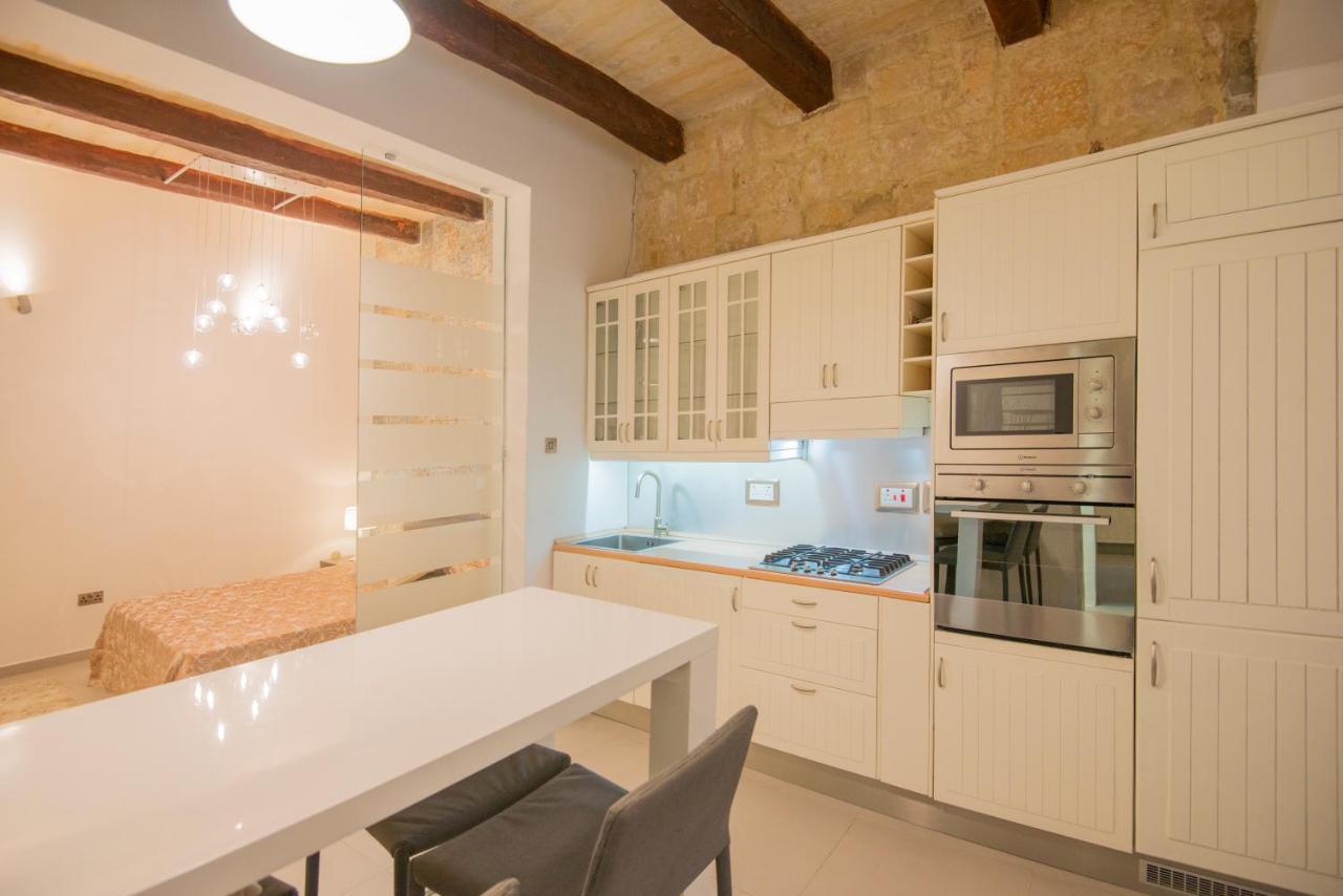 Valletta Most Central Studio Apartment 16Th-Century Building Exterior photo