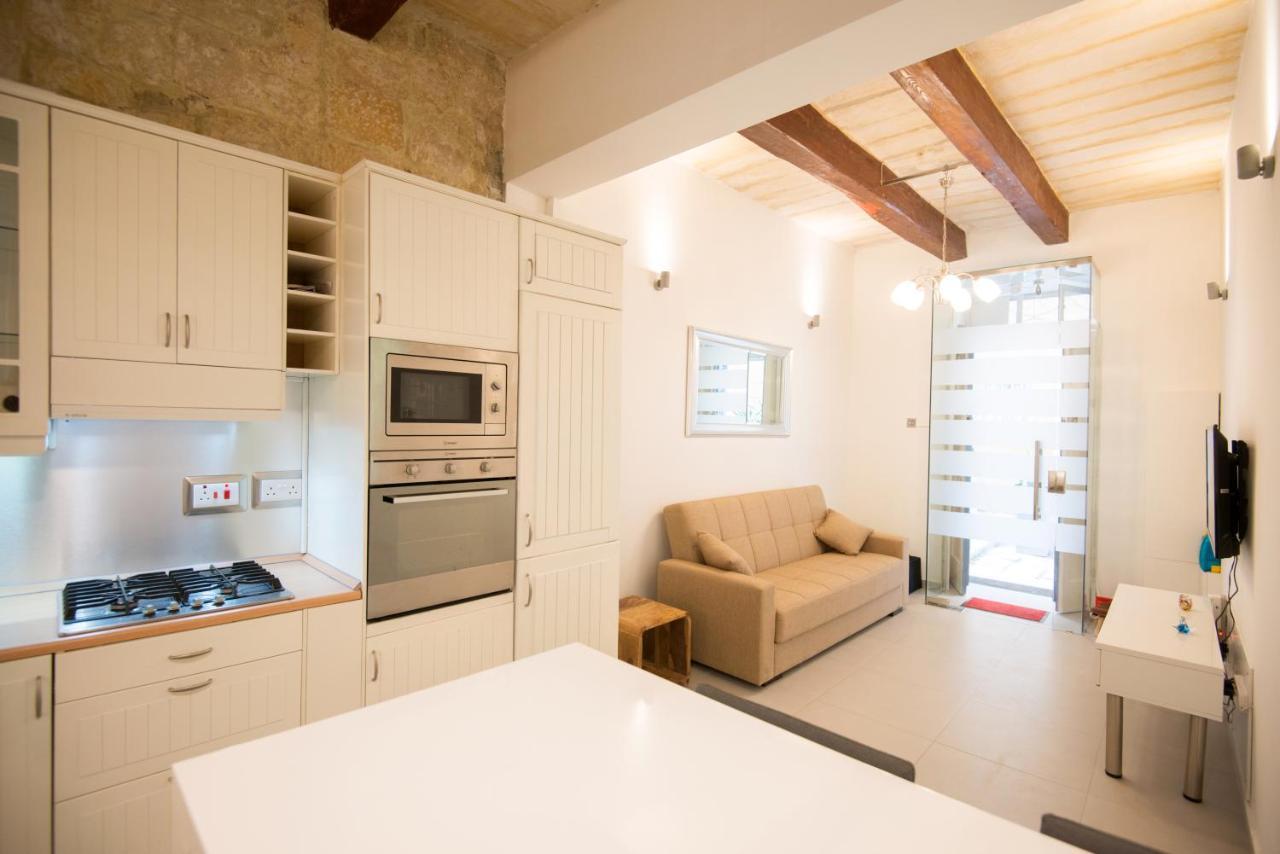 Valletta Most Central Studio Apartment 16Th-Century Building Exterior photo